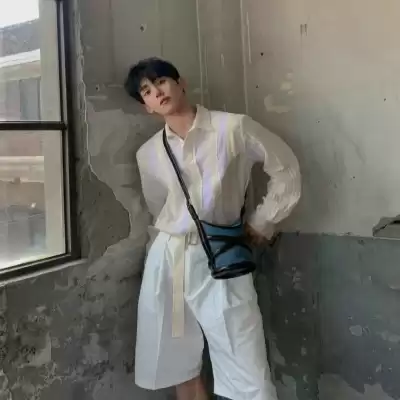 闻皎月